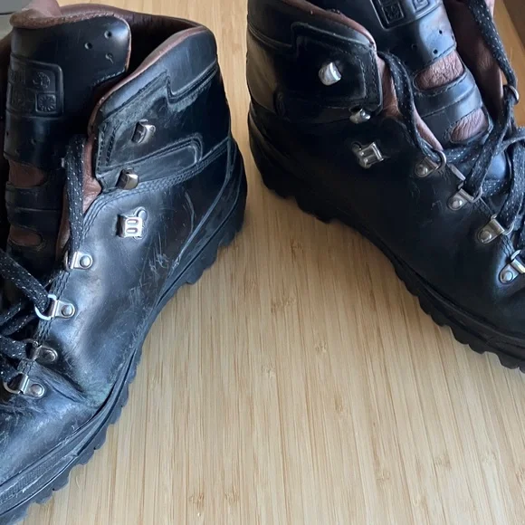 Supreme Black and Brown Hiking Boots - www.swaaza.com display picture 1